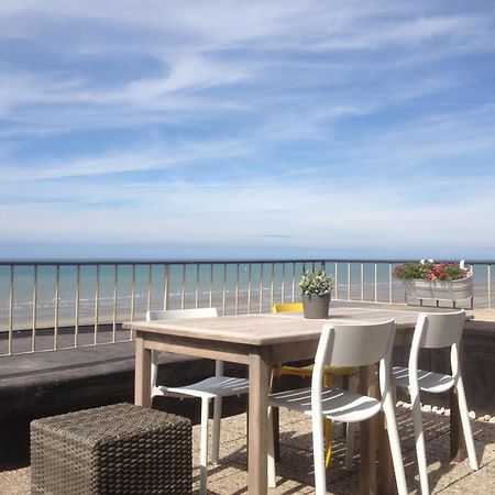 Zeedijk44 - Frontal Sea View Penthouse Apartment Де Пане Екстериор снимка