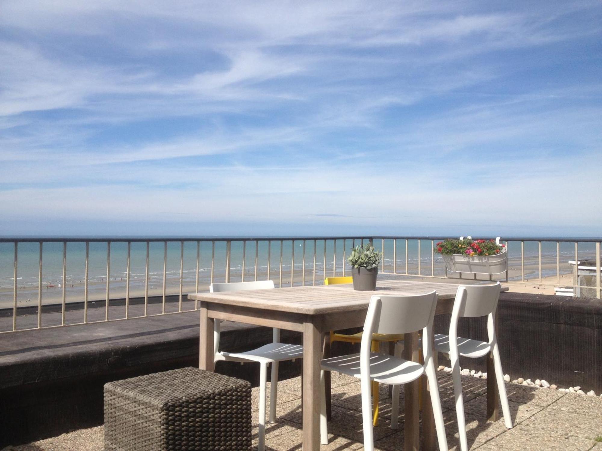 Zeedijk44 - Frontal Sea View Penthouse Apartment Де Пане Екстериор снимка