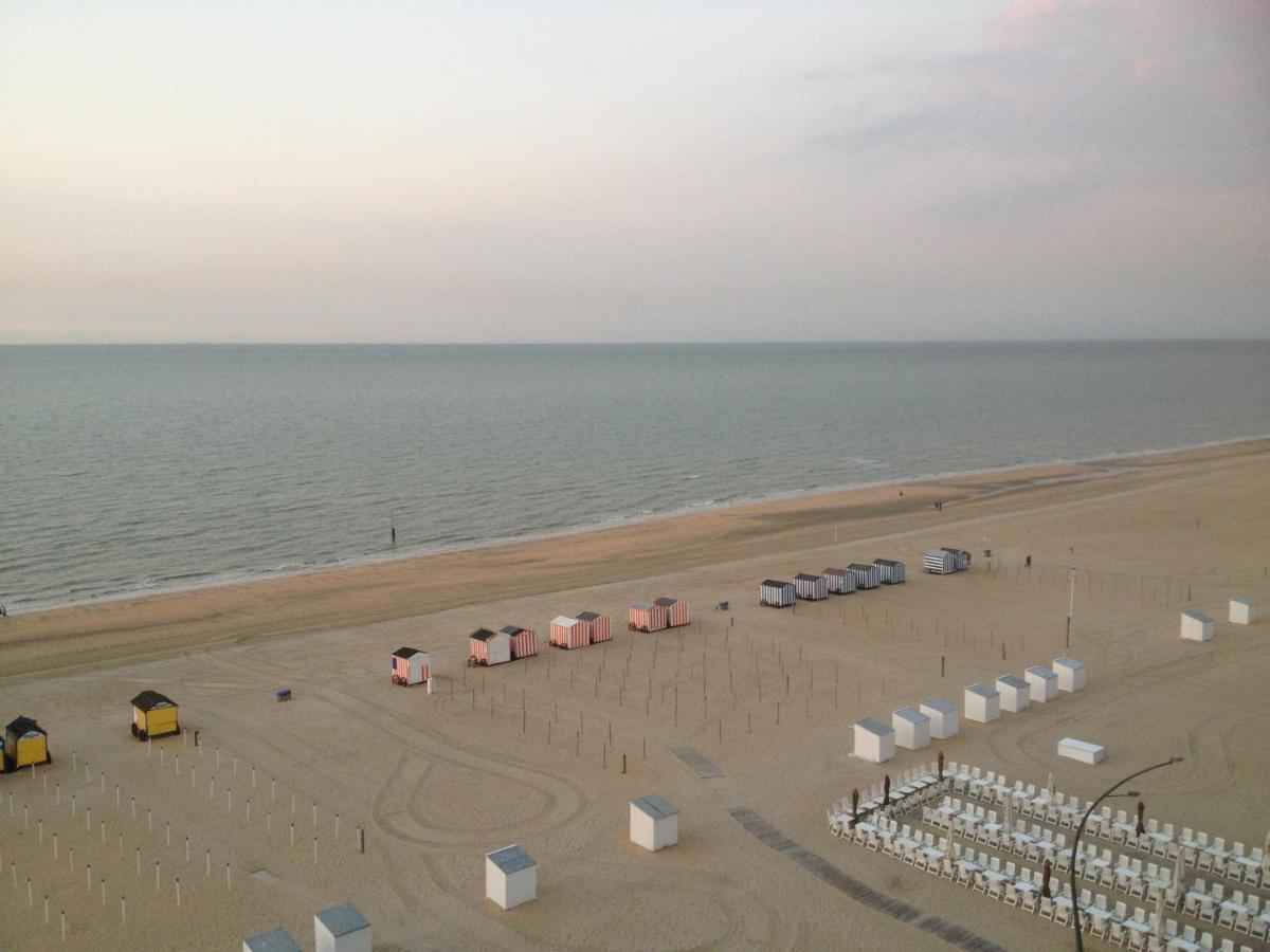 Zeedijk44 - Frontal Sea View Penthouse Apartment Де Пане Екстериор снимка